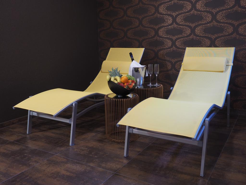 Hotel Cvilin Krnov Luaran gambar