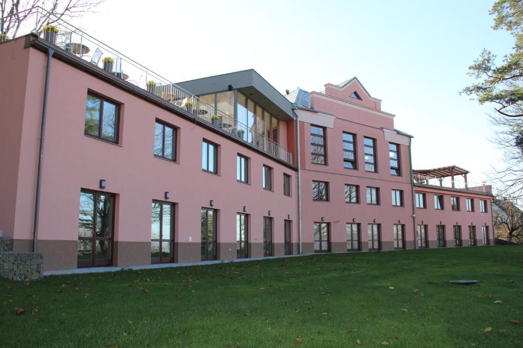 Hotel Cvilin Krnov Luaran gambar