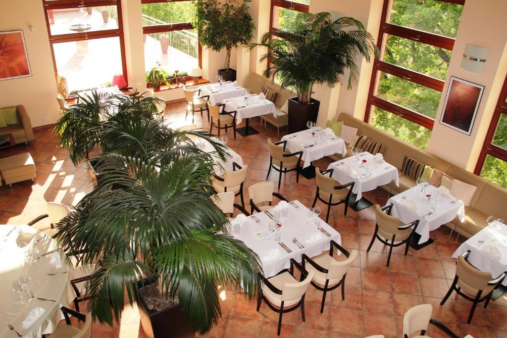 Hotel Cvilin Krnov Luaran gambar